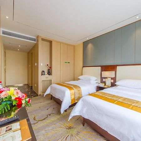 Vienna International Hotel Diecai Wanda High Speed ​​Rail Station Guilin Exterior foto